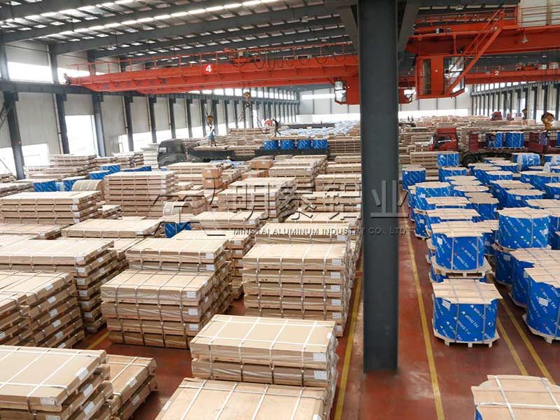 河南铝合金花纹板厂家-小五条筋花纹铝板价格多少钱一吨？