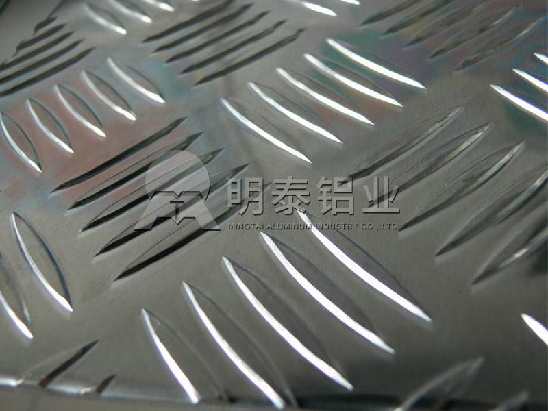 冷藏车厢防滑用5754花纹铝板-五条筋花纹板规格全-可定做 冷藏车厢防滑用5754花纹铝板-五条筋花纹板规格全-可定做